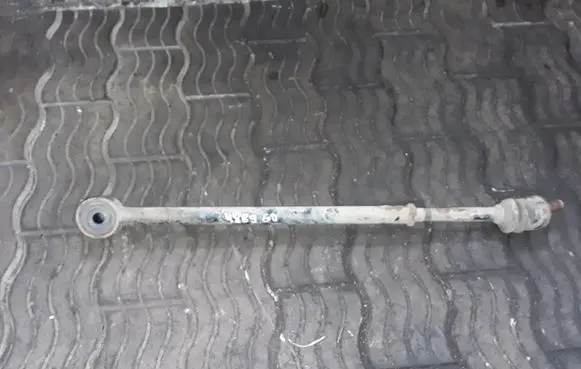 Land Rover Discovery 3 - LR3 Rear upper control arm/wishbone NOCODE