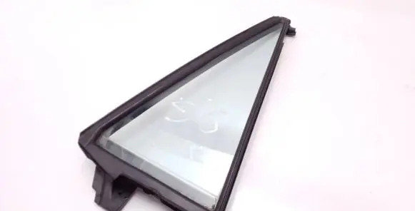 Rear vent window glass