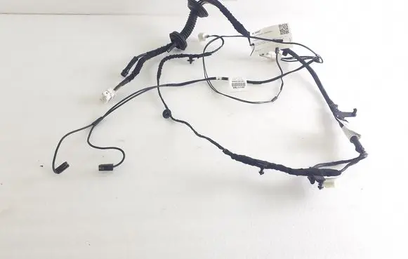 Hummer H3 Tailgate/trunk wiring harness 71052826 15884104