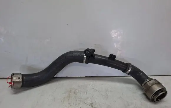 Renault Captur II Coolant pipe/hose S27647925 144009120R