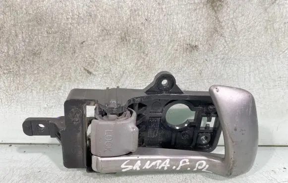 Hyundai Santa Fe Front door interior handle