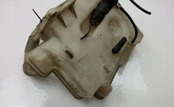 Seat Altea Windshield washer fluid reservoir/tank