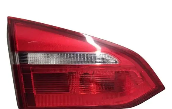 Ford Focus Tailgate rear/tail lights F1EB13A603CA