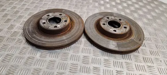 Ford Kuga II Front brake disc