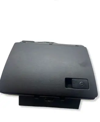 Volkswagen PASSAT B6 Glove box 3C1857114 P0108696 T002422612