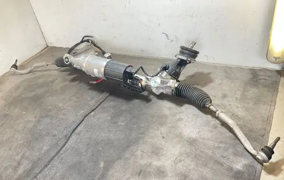 Volvo XC40 Steering rack 32373206