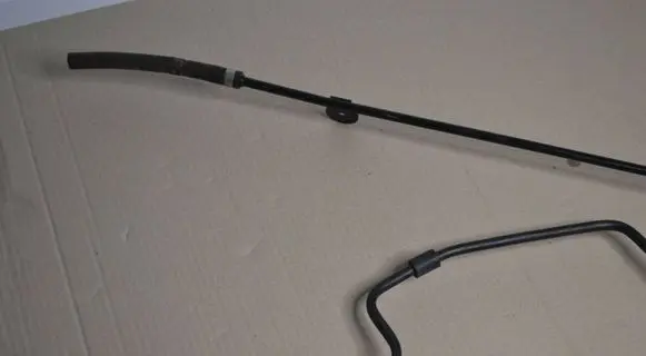 Volkswagen Touareg II Engine coolant pipe/hose 7P6122447AD