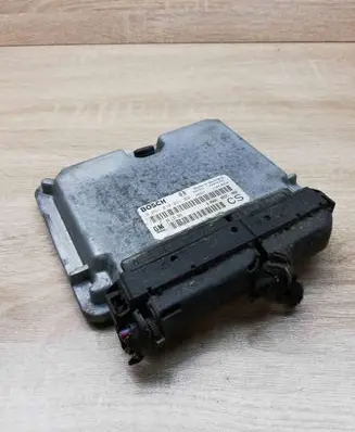 Opel Zafira A Engine control unit/module ECU 09133269 0281010021