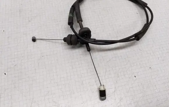 KIA Cerato Throttle cable 