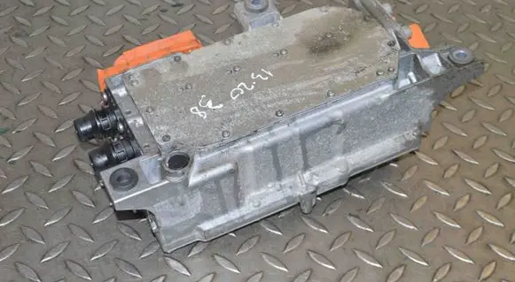 BMW i3 Voltage converter inverter 0437508588 8650657