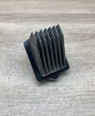 Mazda Xedos 9 Heater blower motor/fan resistor HB180G518A