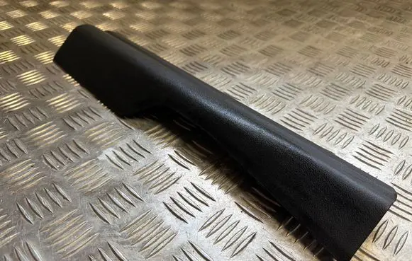 BMW i4 Front sill trim cover 7491188