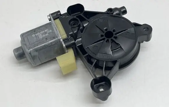 Audi Q3 F3 Rear door window regulator motor 5Q0959801