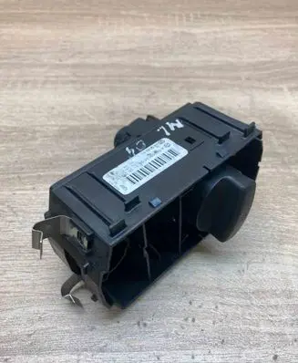 Mercedes-Benz ML W164 Light switch A1645450104 04016410