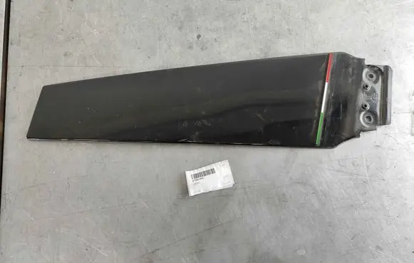 (B) Pillar trim (exterior)