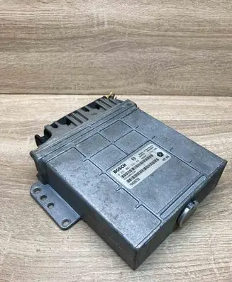 Chrysler Voyager Engine control unit/module ECU P04686758 281001333 WithPlug