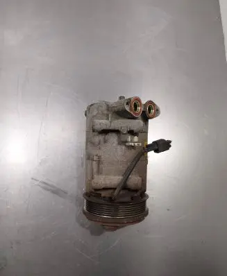 Ford Focus Air conditioning (A/C) compressor (pump) 3m5h19d629