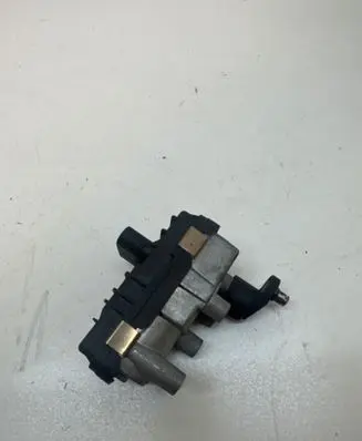 Land Rover Range Rover Evoque L538 Turbine electric control actuator 4933519600 6NW01043027
