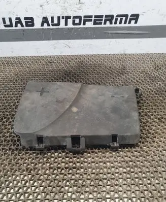 Citroen C5 Battery box tray cover/lid 9647467980 7102N00000