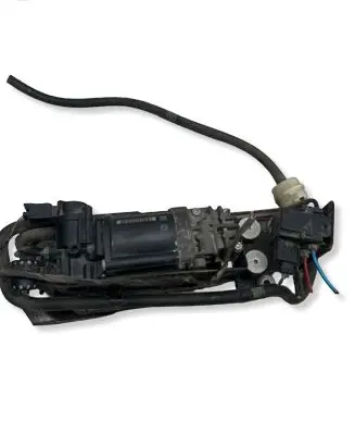 BMW 7 F01 F02 F03 F04 Air suspension compressor/pump 6794465 24449710
