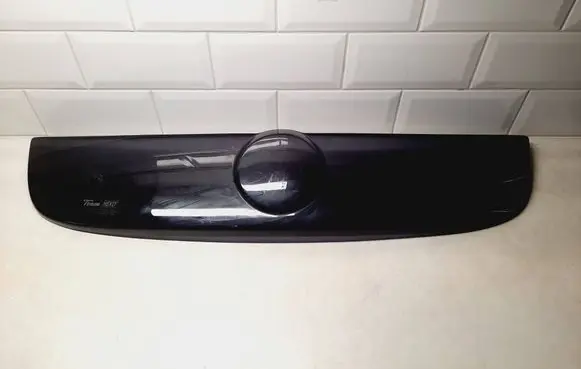 Front bumper upper radiator grill