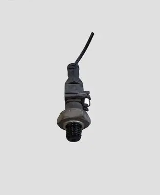 BMW 3 F30 F35 F31 Oil pressure sensor 7803339 1427615 1427786