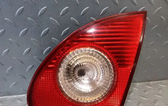 Toyota Corolla E120 E130 Tailgate rear/tail lights