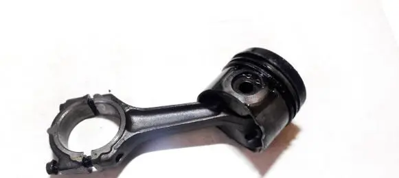 Renault Megane I Piston with connecting rod