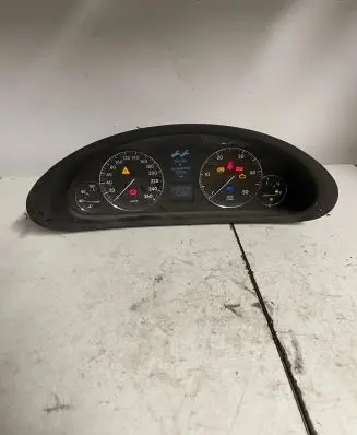 Mercedes-Benz C W203 Speedometer (instrument cluster) A2035404947 110080266005 015713