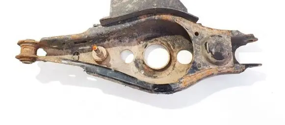 Toyota RAV 4 (XA30) Rear upper control arm/wishbone