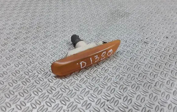 BMW 3 E46 Front fender indicator light