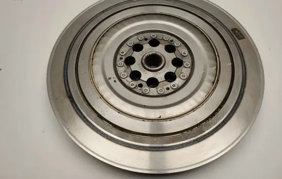 Mercedes-Benz E W212 Dual mass flywheel A6510301603