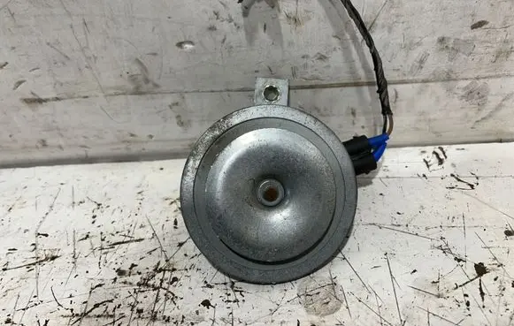 Volkswagen Touareg I Horn signal 53595113A