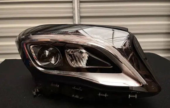 Mercedes-Benz GLA W156 X156 Headlight/headlamp A1569067000