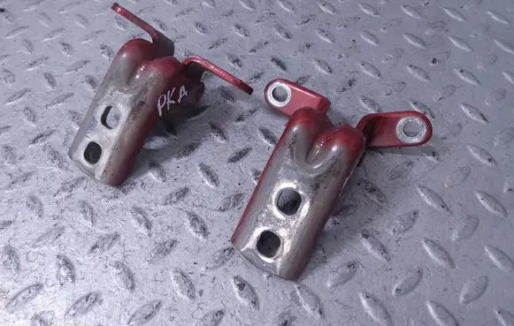 Front door hinge set