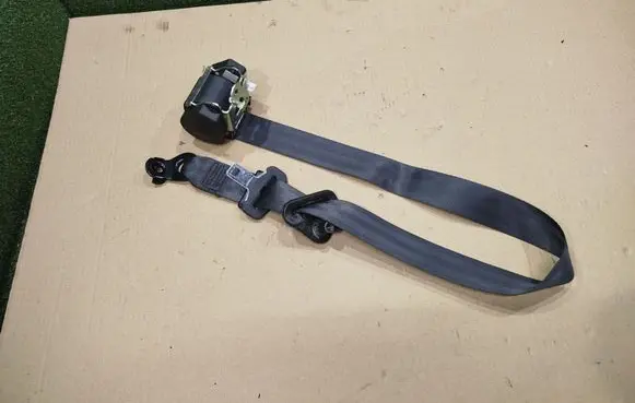 Renault Master III Front seatbelt 868840019R