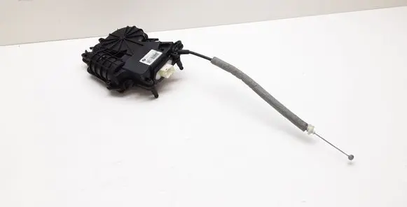 BMW 5 F10 F11 Tailgate boot lock/latch motor 51247208371