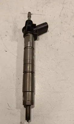 BMW X5 E70 Fuel injector 0445117017 780543003