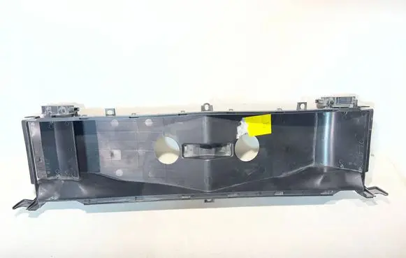 Tesla Model S Intercooler air guide/duct channel 105807300B
