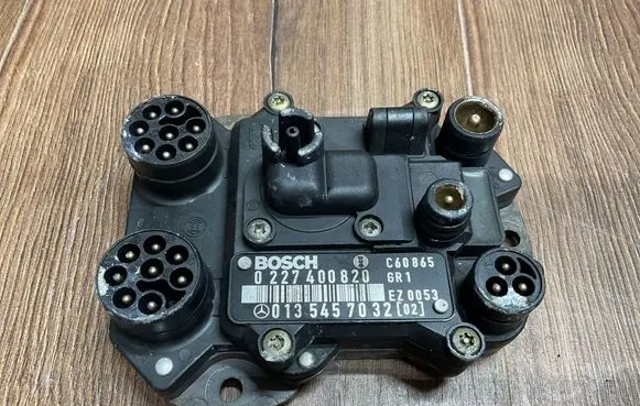 Mercedes-Benz S W140 Combustion control unit/module 0135457032 0227400820