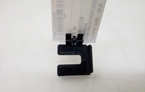 Lexus IS 220D-250-350 Front parking sensor holder (PDC) 8934844010