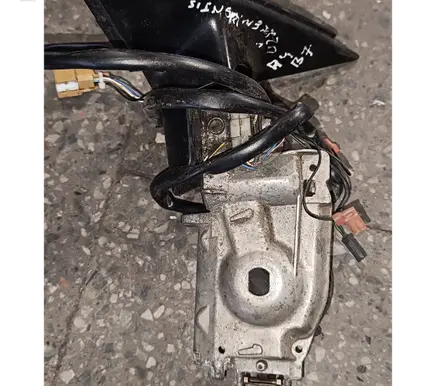 Audi A4 S4 B7 8E 8H Front door wing mirror part 