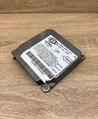 KIA Carnival Airbag control unit/module 0K52Y677F0A HAE3049