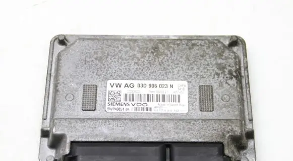 Skoda Fabia Mk2 (5J) Engine control unit/module 03D906023N