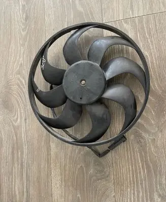 Peugeot 308 Fan impeller 19995YY0723