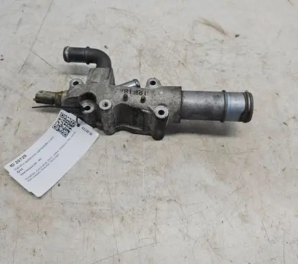 Engine coolant pipe/hose