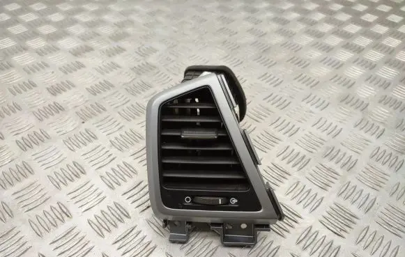 Hyundai Tucson TL Dashboard side air vent grill/cover trim 97480D7000