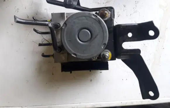 Honda FR-V ABS Pump