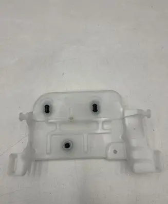 Peugeot 5008 Other engine bay part 9811809480