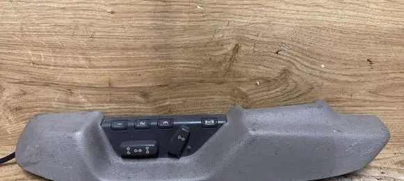 Volvo S70 V70 V70 XC Seat control switch 9160086 1335